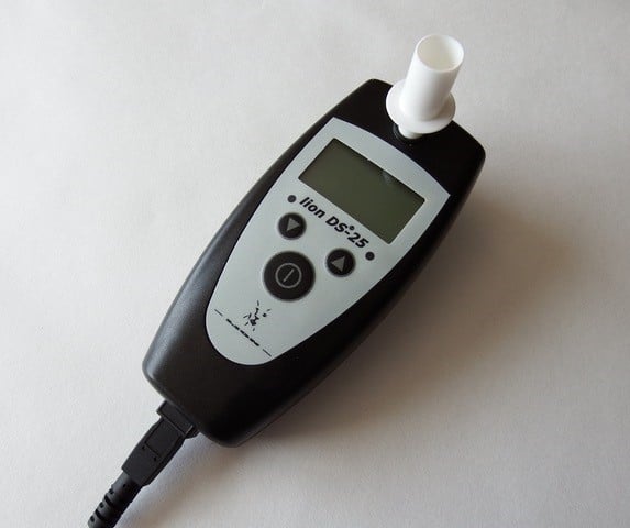Lion Laboratory breathalyser F Tec